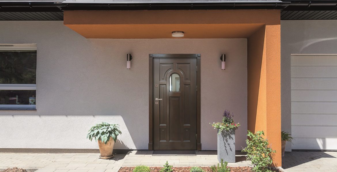 Bright space - a front door with an orange roof